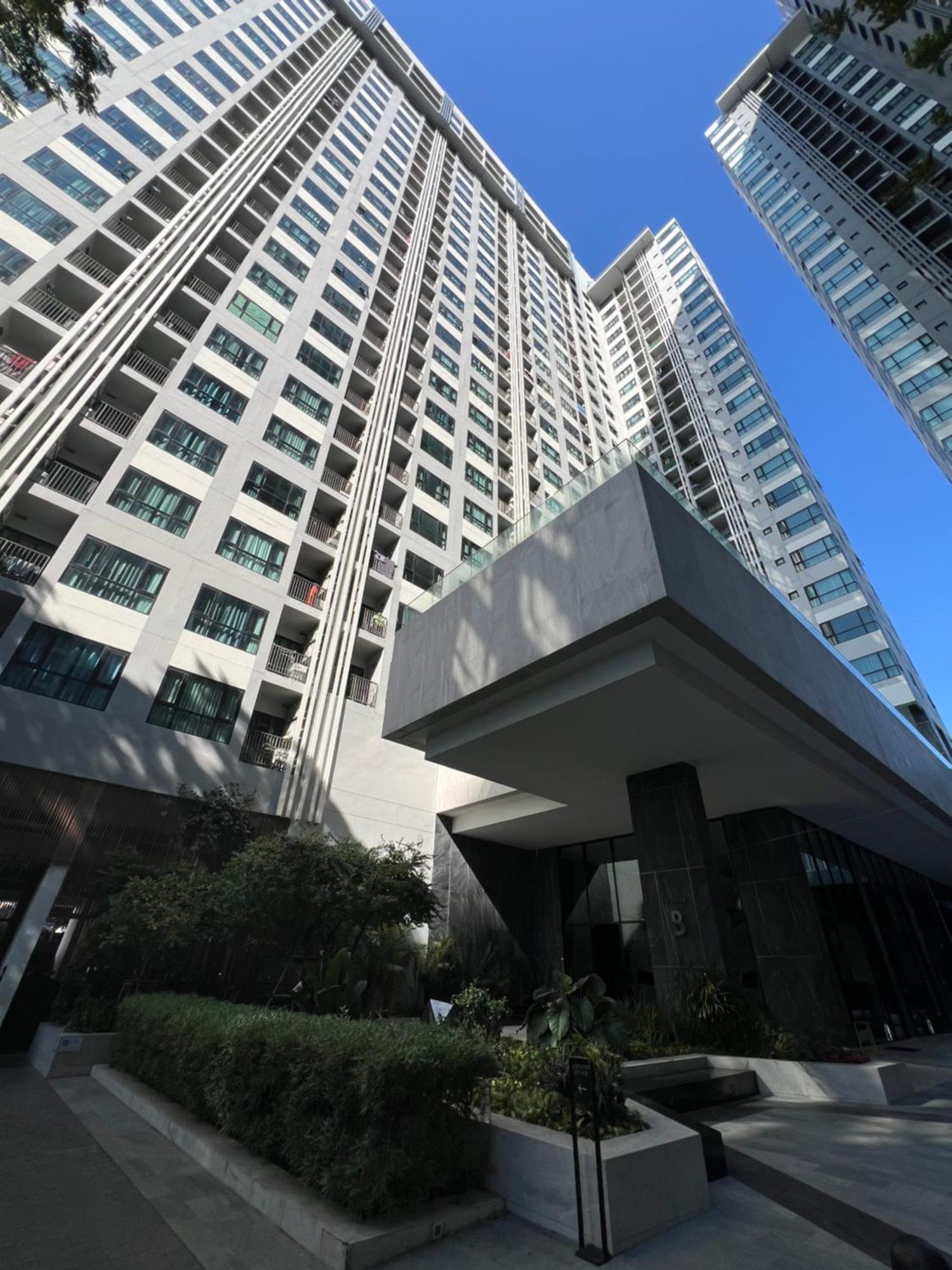 Apartemen 秘狗公寓the Base